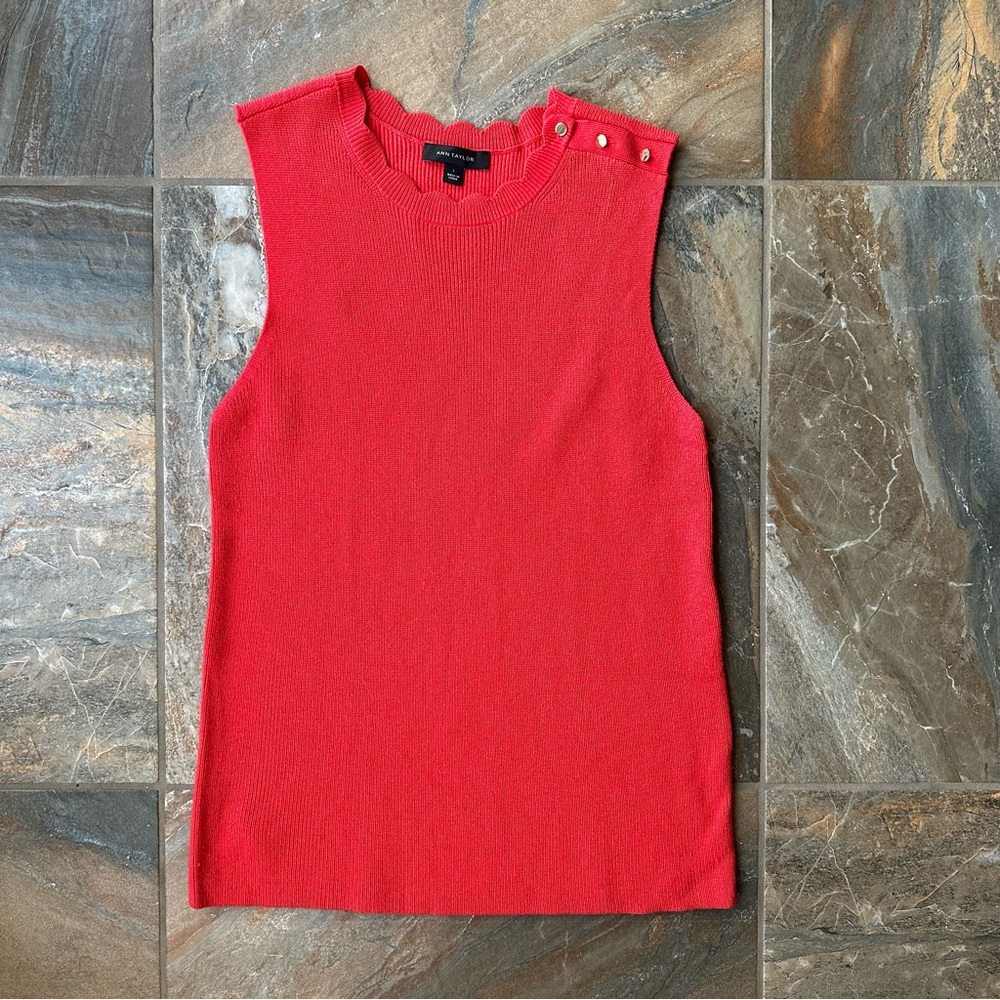 Ann Taylor Scalloped Sweater Shell Sleeveless Blouse Hibiscus Women's Size Large